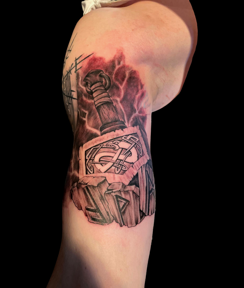 thors hammer nordic tattoo arm bloody ink pegau